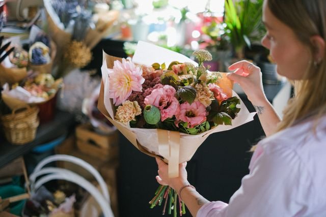 Choosing Quality and Style: How to Choose the Perfect Florist for Any Occasion