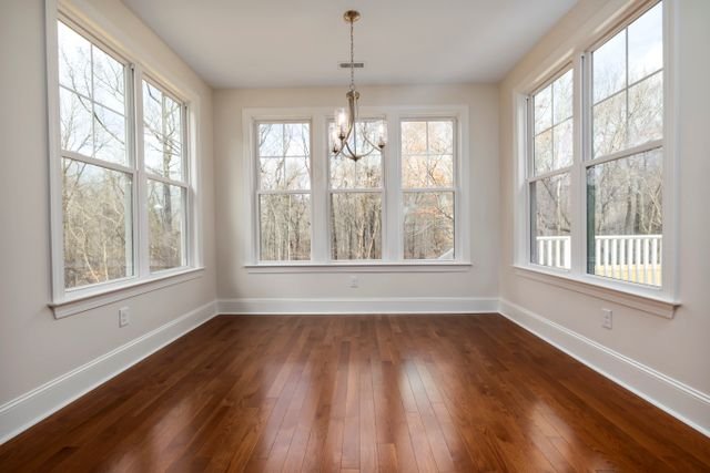 Repair or Replace? Understanding When Glass Repairs Give Way to Full Replacement