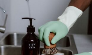 Grease Cleaning in a Regional Kitchen: Why Glenn Innes Food Businesses Cannot Afford a Compliance Gap